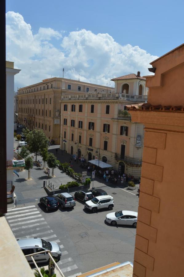דירות צ'יוויטווקיה Domus Cavour מראה חיצוני תמונה
